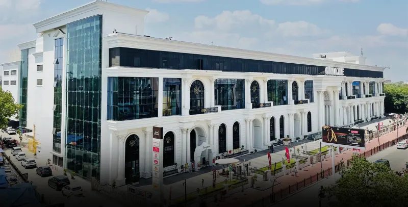 omaxe-chowk-chandni-chowk